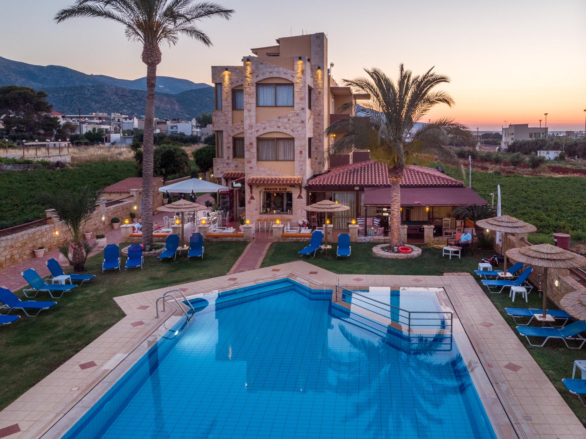 Danelis Studios & Apartments Malia Esterno foto