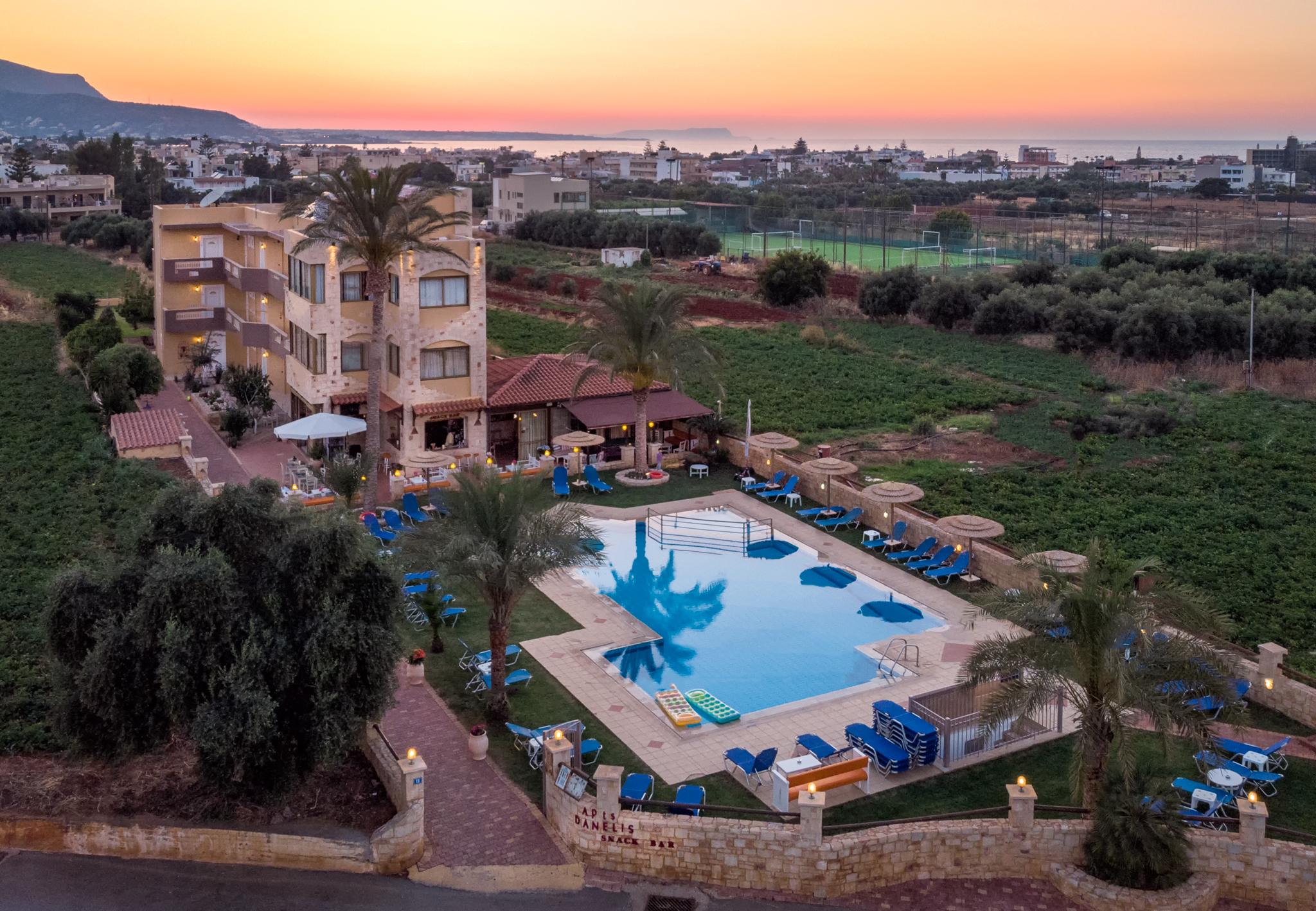 Danelis Studios & Apartments Malia Esterno foto