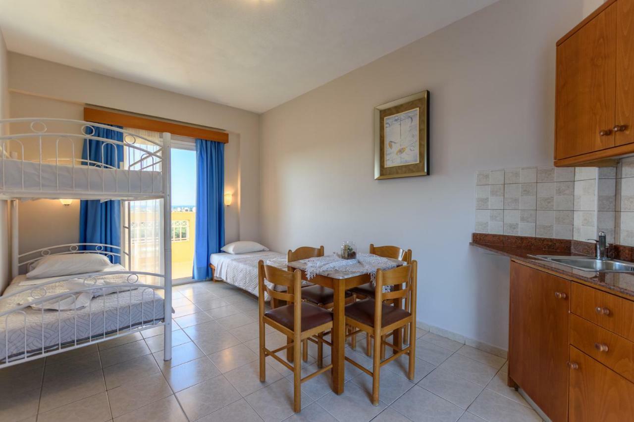Danelis Studios & Apartments Malia Esterno foto